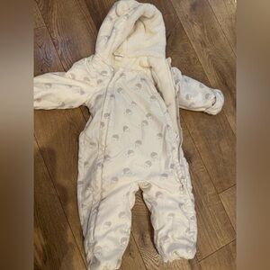 H&M Cream Baby Snowsuit with Hedgehog Pattern